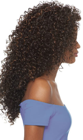 Outre Dominican Curly Bundle Batik wig curls closeup reveals textured curls