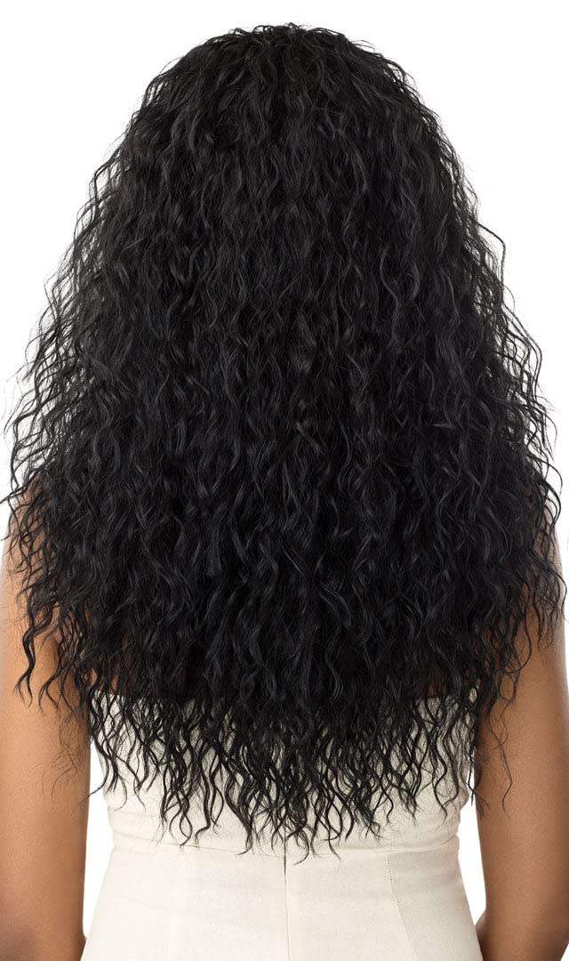 Outre Quick Weave soft fiber texture on 24 inch wig for easy styling.