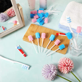 Versatile Outus swabs for humans and pets with small cleaning tasks