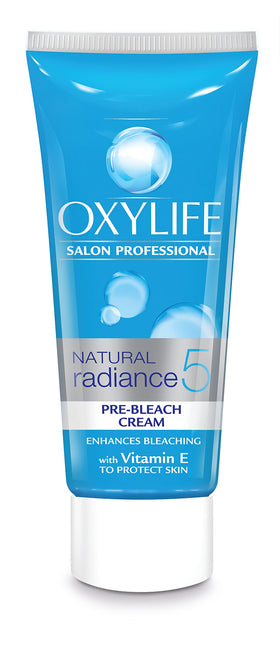 OxyLife Creme Bleach texture close-up emphasizes creamy consistency for comfortable application.