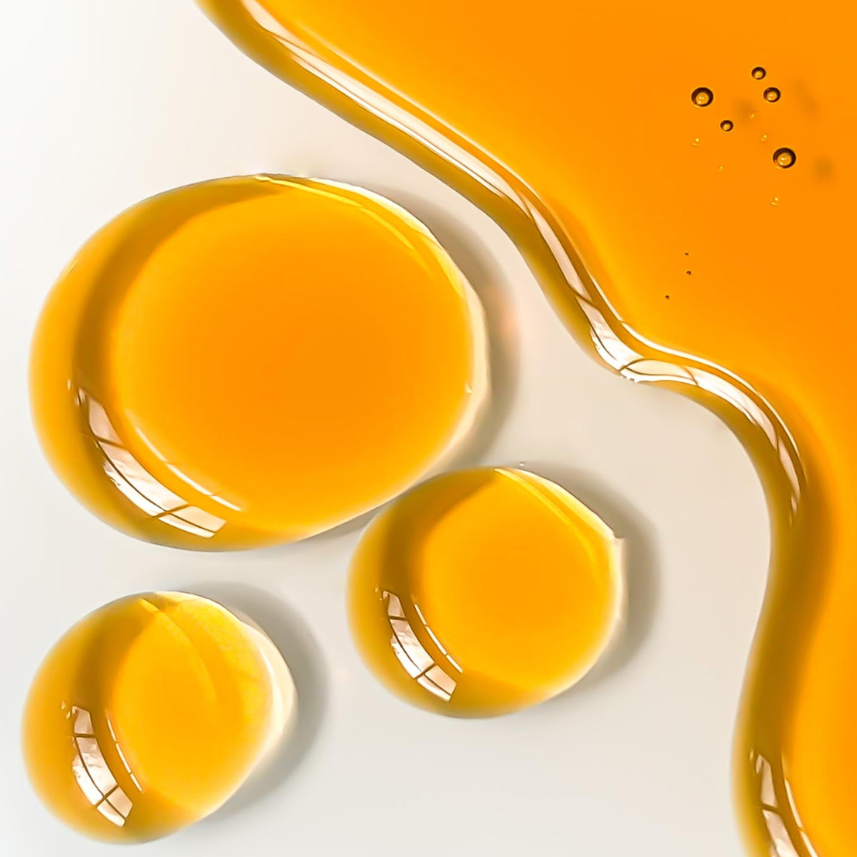 PAI SKINCARE Rosehip BioRegenerate oil application on cheeks—hydrating without heaviness.