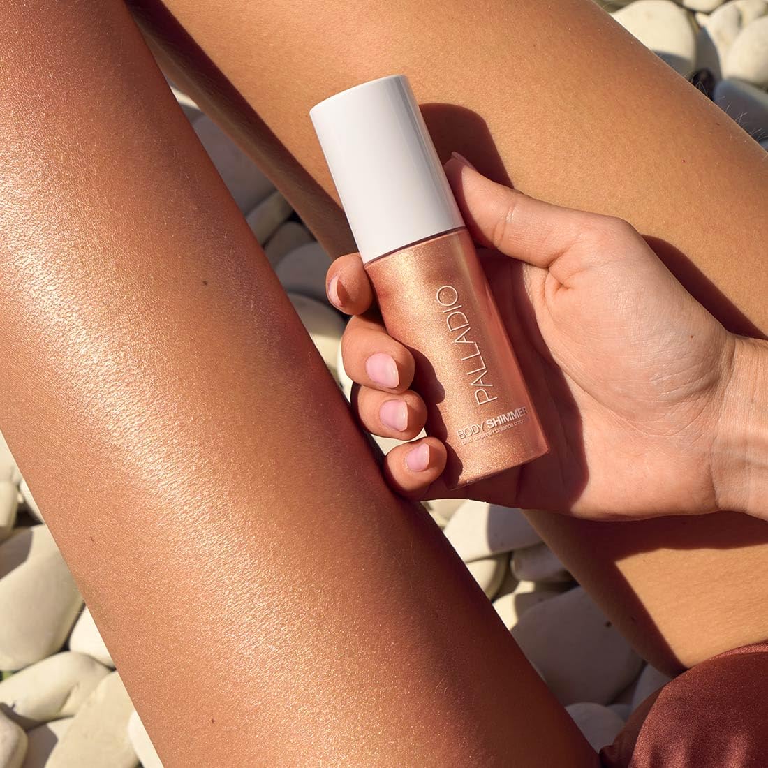 Palladio Body Shimmer Golden Beach arms shimmer, lightweight and breathable.