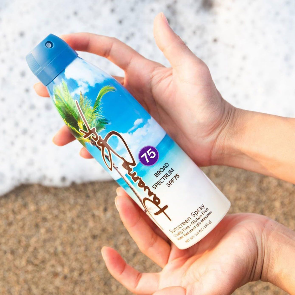 Panama Jack application spray delivers reliable sun protection during active days.