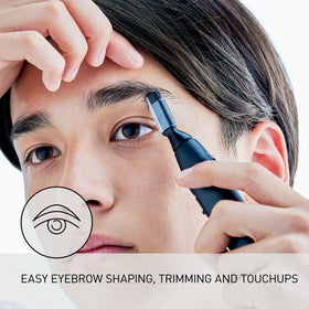 Panasonic GM40-K flexible swing head contours the neck and face for smooth results.