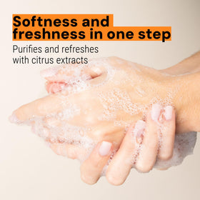 Panier des Sens foamy texture closeup showing creamy lather for gentle cleansing.