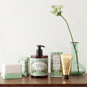 Application shot of Panier des Sens White Jasmine Hand Cream.