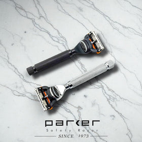 Parker LP2 saddle leather case protects razor while traveling.