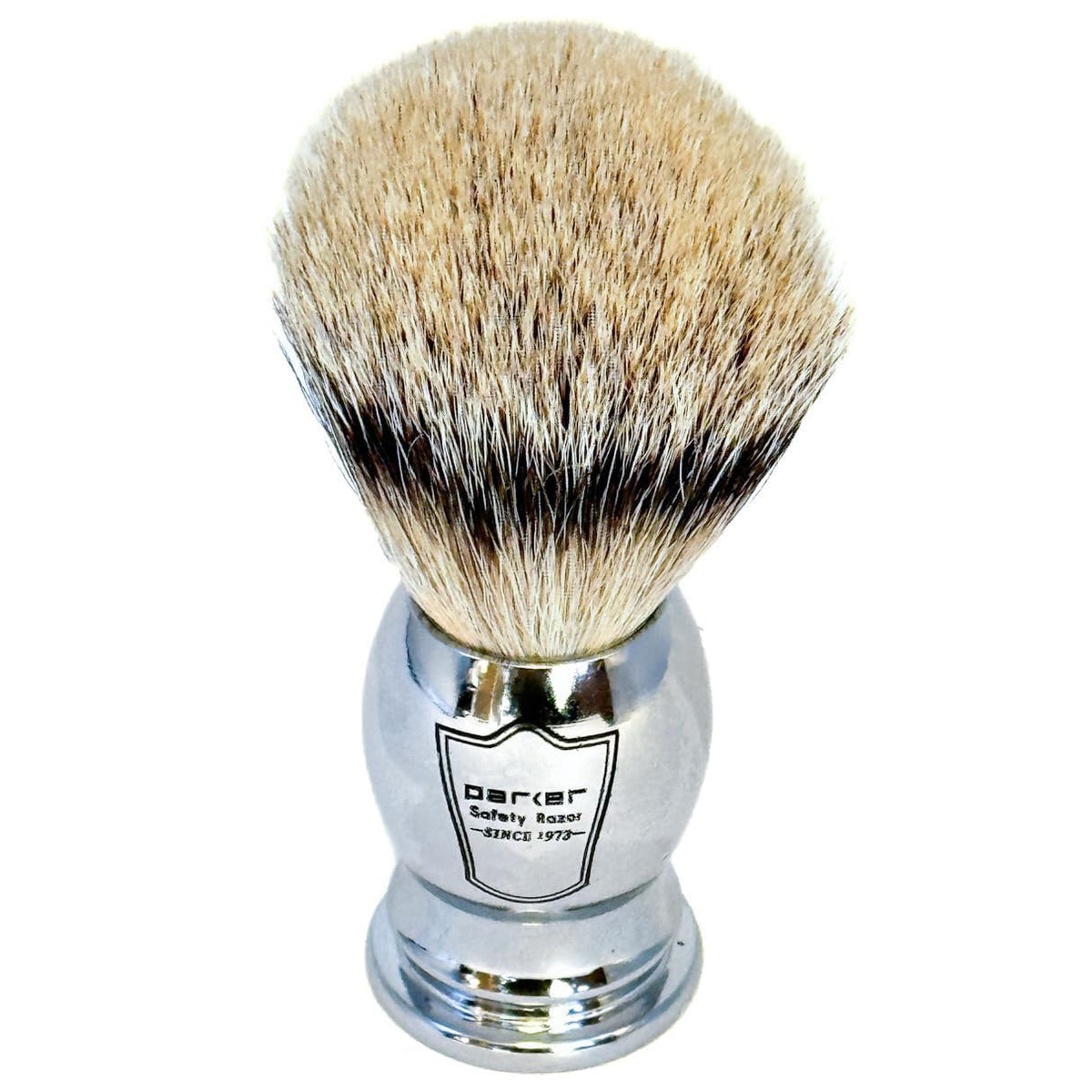 Parker 3-band silvertip bristles close-up for soft, dense lather.