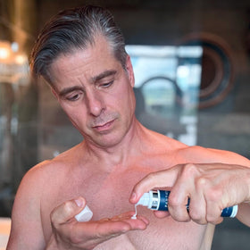 Particle in-shower use setup for quick, at-home scalp care sessions.