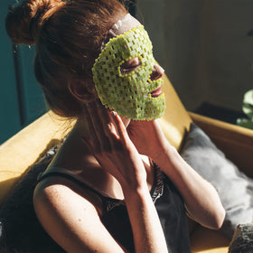 Patelai Jade Eye Mask demonstrated for soothing eye relief.