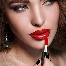 Patelai leak-proof lip gloss bottle helps prevent spills during travel