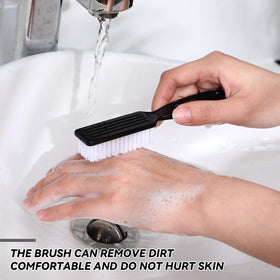 Patelai nail brush hanging hole design for easy storage after use.