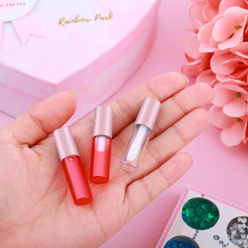 Patelai clear lip gloss tube design minimizes spill risk while traveling