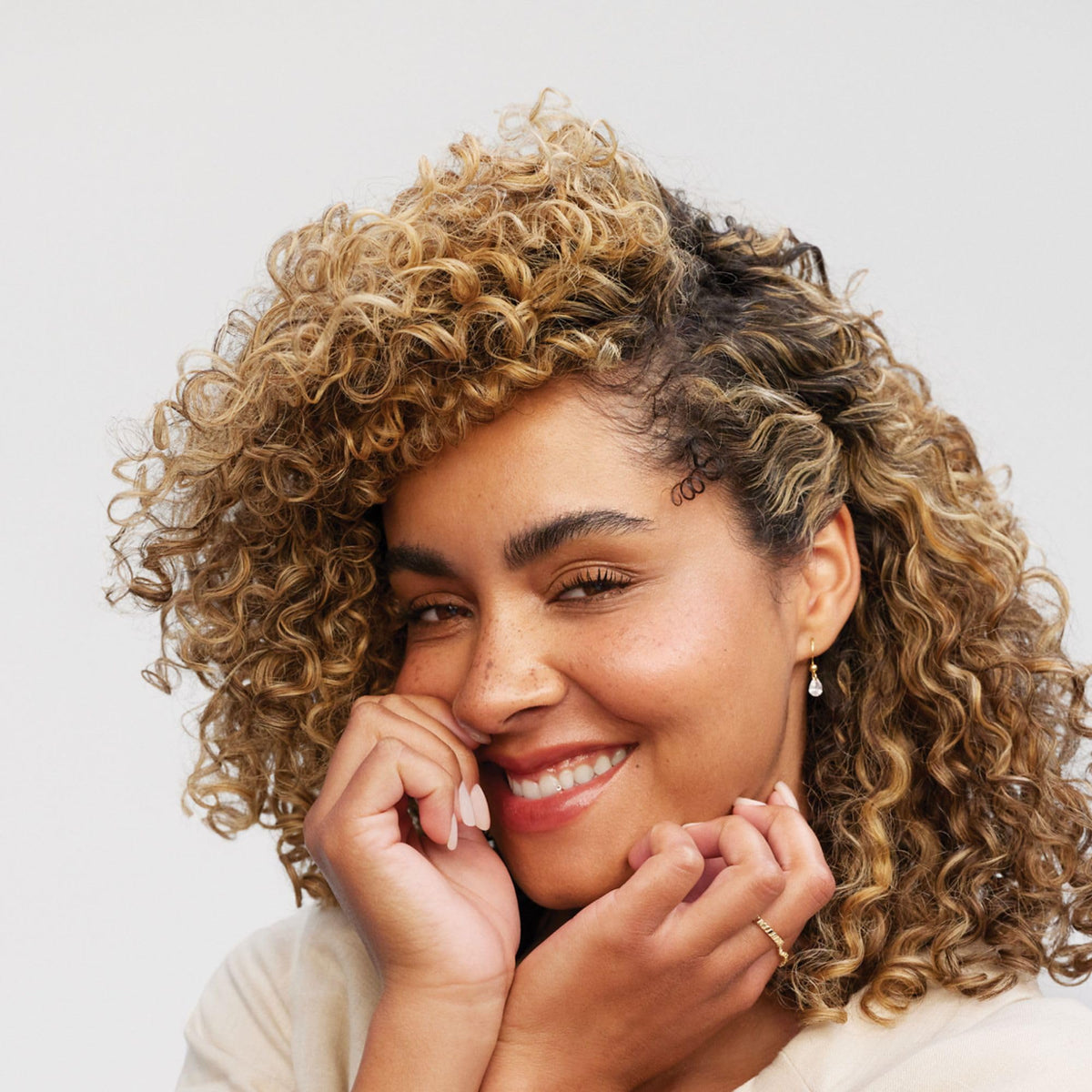Paul Mitchell Clean Beauty with almond oil nourishes and strengthens hair.
