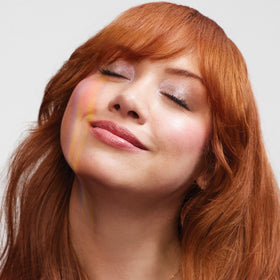 Sprayed on damp hair for fast blow-dry prep and movement.