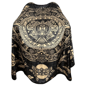 Pelocapa barber cape showing waterproof layer protecting clothes during cuts