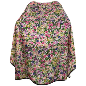 Pelocapa machine-washable cape for easy cleaning after busy days.
