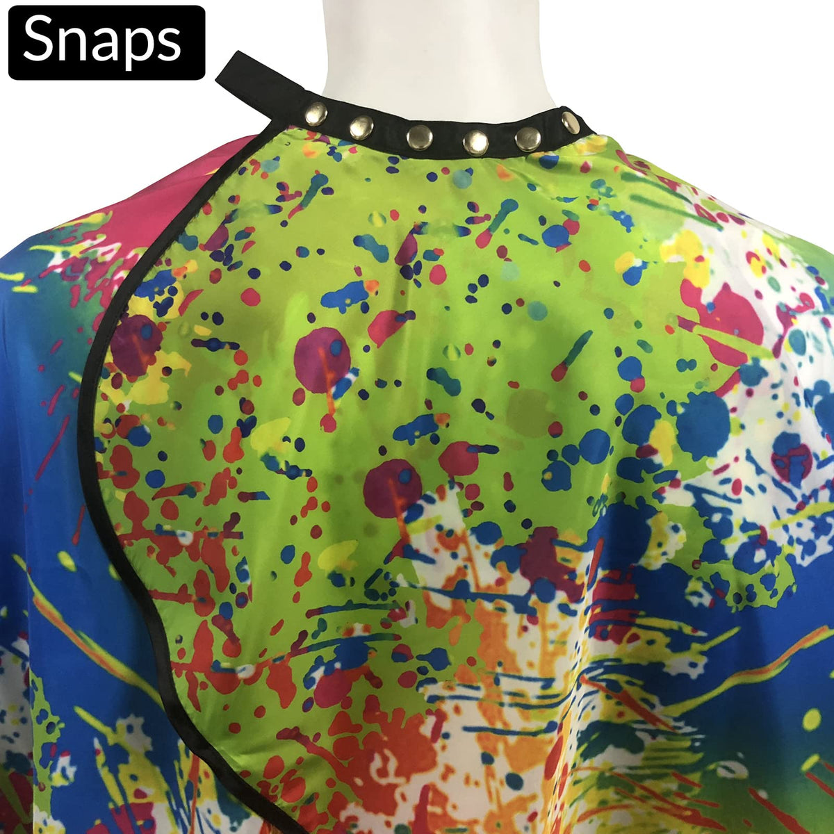 Pelocapa salon cape waterproof layer protects clothes from water and stains.