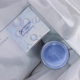 Daily-use cream that supports firming and repair without heaviness.