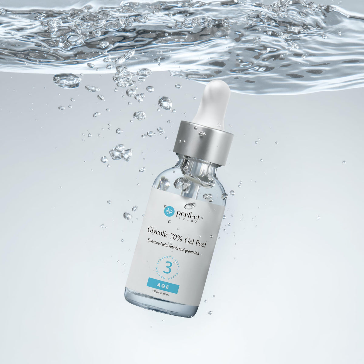 Smooth gel texture spreads evenly for comfortable, controlled use.