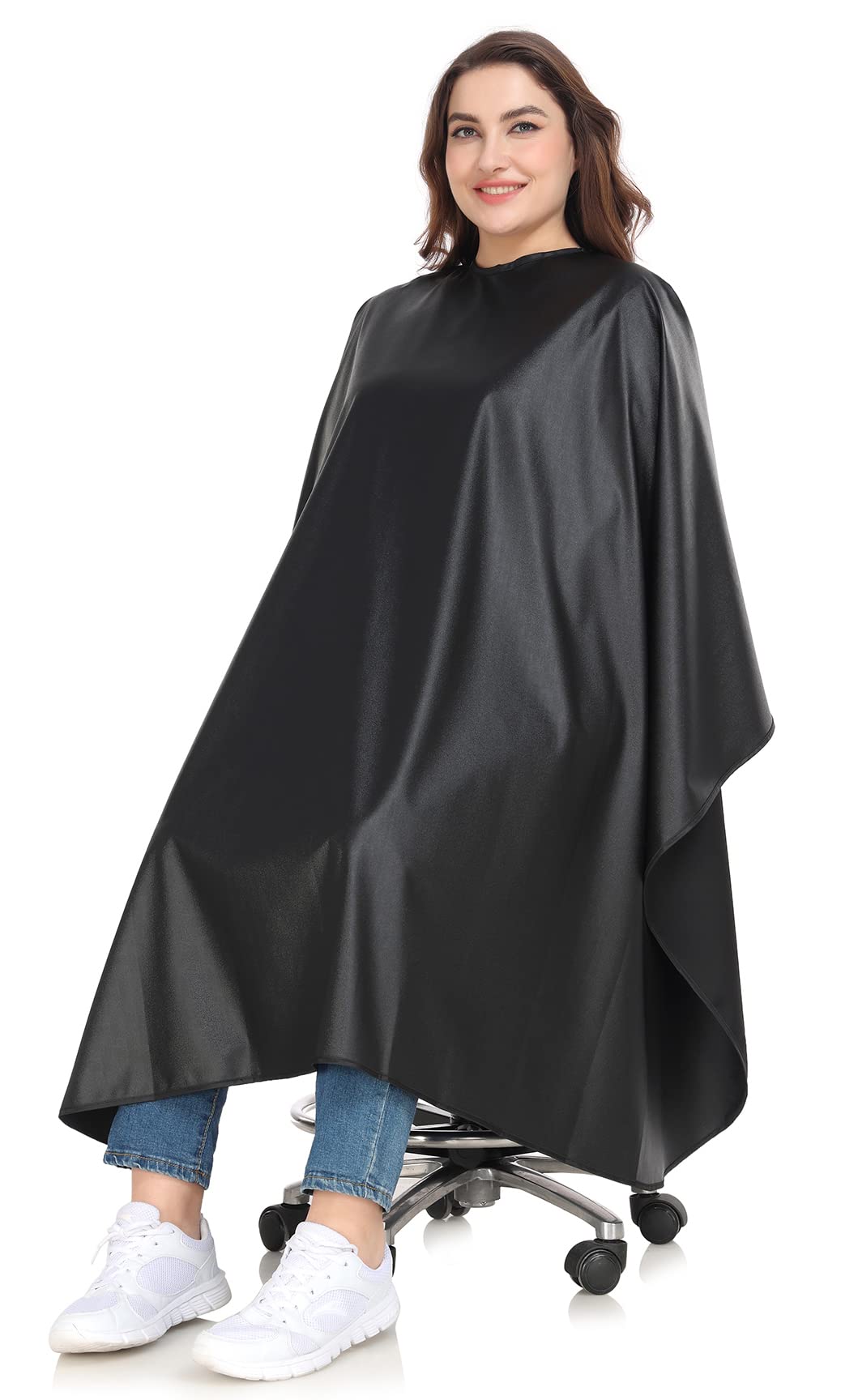 PERFEHAIR chemical cape snaps closeup showing secure closure and snap details for quick fitting.