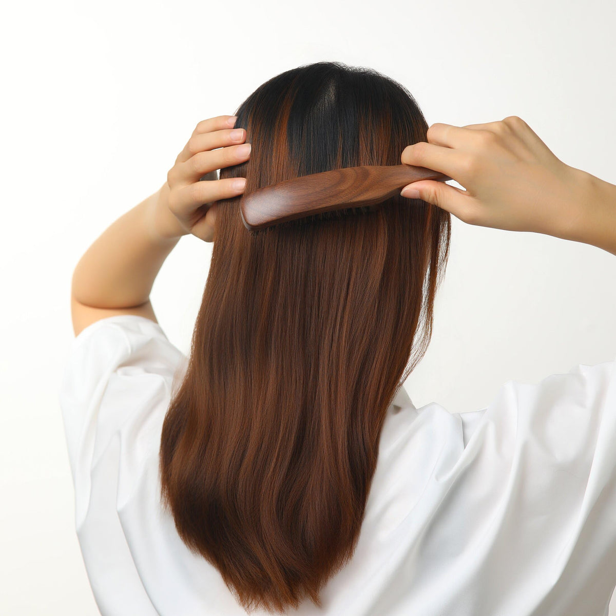 PERFEHAIR Tool helps achieve crisp edges and a polished finish.