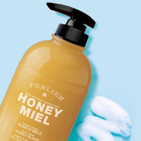 Perlier Honey Miel shower gel action delivering deep moisturization and nourishment.