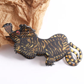 Personfun tiger shape hair clip adds charm while staying in place.