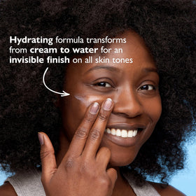 Peter Thomas Roth Water Drench 30% Hyaluronic Acid close-up.