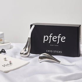 pfefe Cryo Sticks cheek massage for a refreshed look