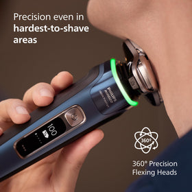 Philips Norelco i9000 Prestige Hydro SkinGlide coating reduces friction