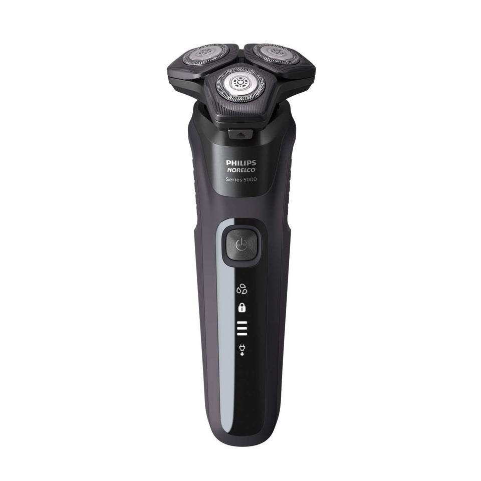 Philips Norelco Shaver 5300 blades close-up showing SkinProtect for a comfortable shave.