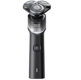 Philips Norelco X5004 360 flex heads contour to facial curves for a thorough shave