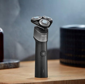 Philips Norelco X5004 wet and dry shaving for flexible grooming routines
