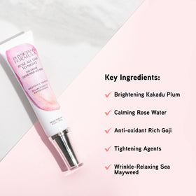 Close-up of pearluminous texture on Physicians Formula eye cream