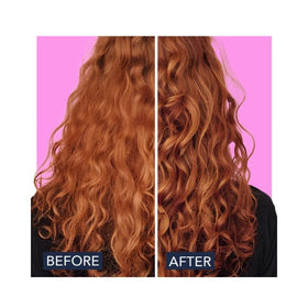 Applying PHYTO Curls Definition Gel-Cream Day 1 to damp hair for natural hold.