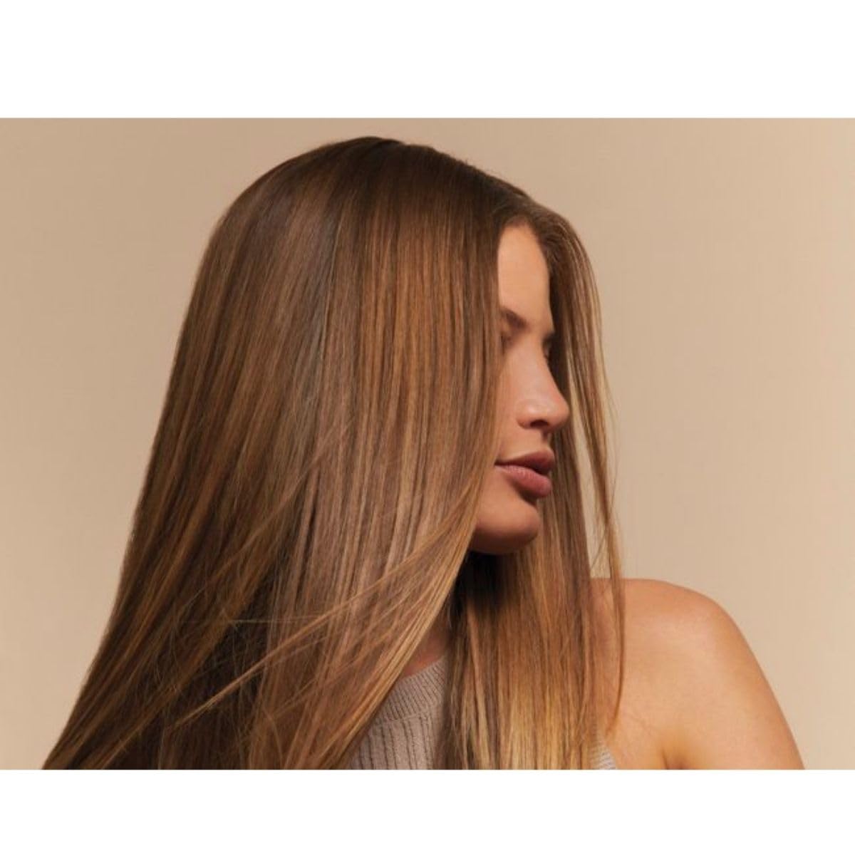 Container highlights 230°C heat protection for styling with PHYTO spray.