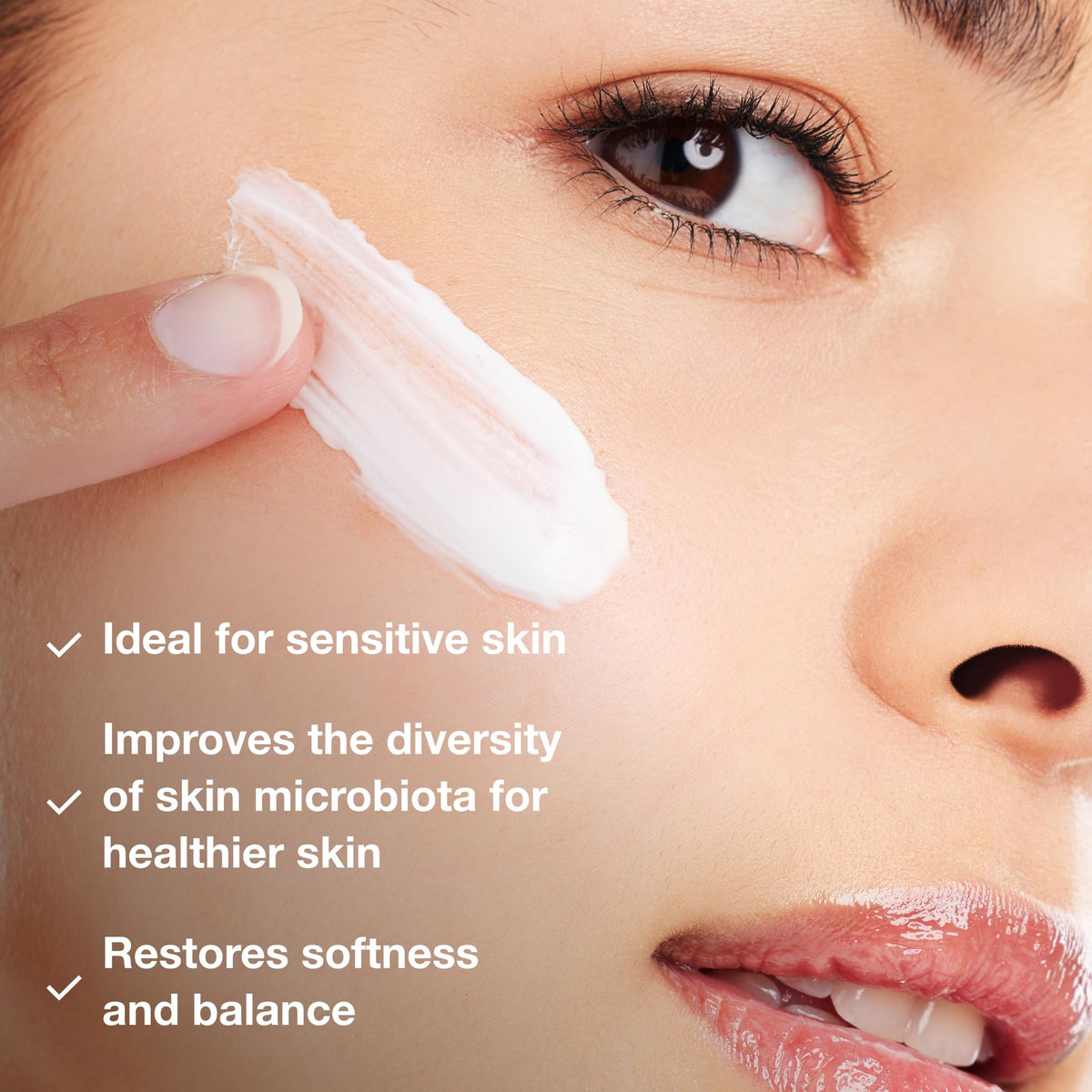 Phytomer Douceur Marine Cream jar close-up highlighting probiotic marine ingredients.