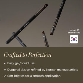 Piccasso 798 flat eyeliner brush for lash-line precision and waterline definition.