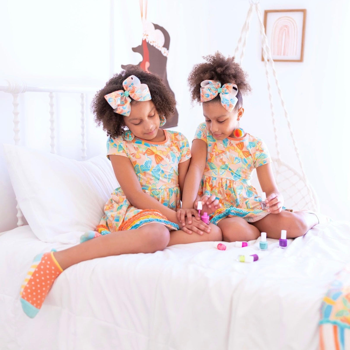 Piggy Paint odorless water-based formula ideal for kids