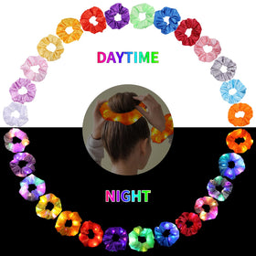 Piklodo LED hair scrunchie in constant light mode for steady illumination.