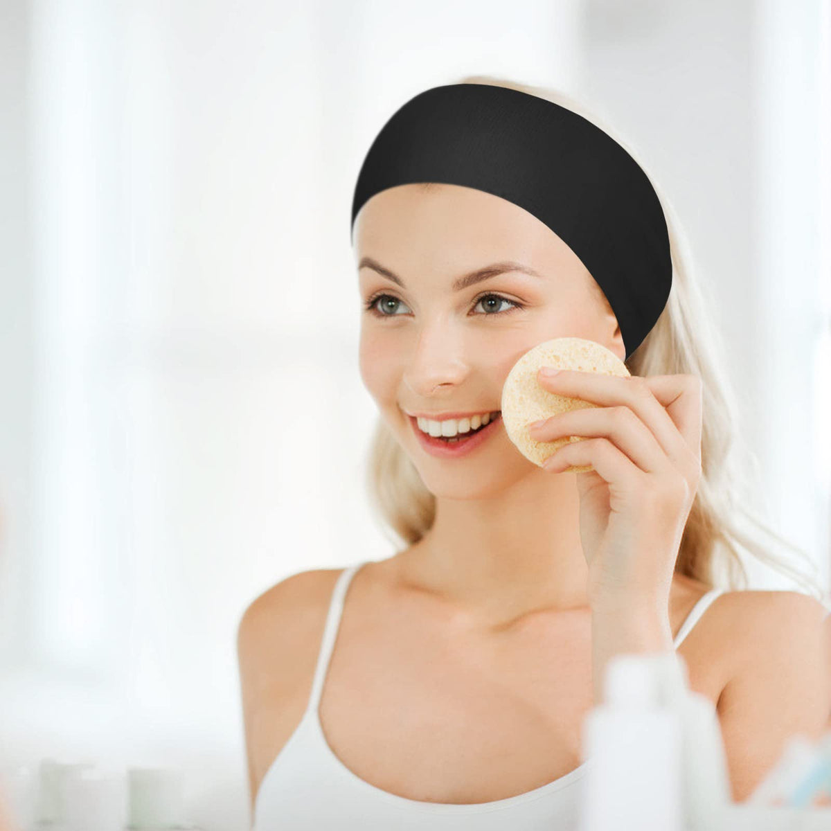 Pinkxhy black disposable headband prevents makeup transfer efficiently.