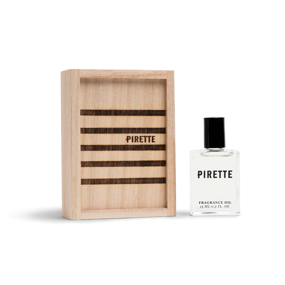 PIRETTE Fragrance Oil Roll-On bottle close-up highlighting beach notes for daily wear
