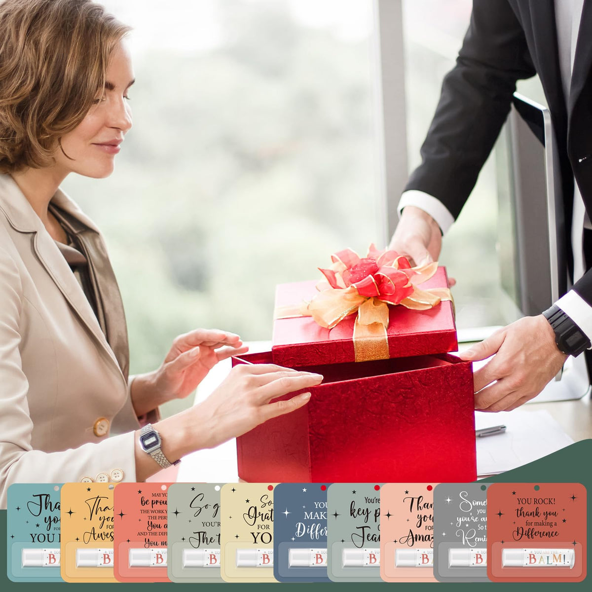 Piuaeue bulk gift set on desk-ready display.