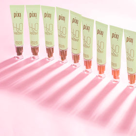 Pixi H2O SkinTint glow-finish on skin enhances radiance without heaviness.