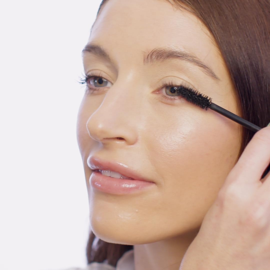Pixi Large Lash Mascara bamboo-extract swatch showing lash conditioning and strength