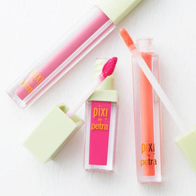 Pixi LipLift Max packaging highlights clean design and key ingredients.