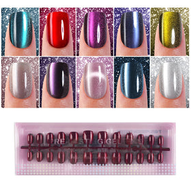 Plauva cat eye nails close-up with glossy finish for quick at-home manicures.