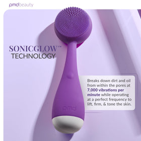 PMD Beauty Clean Mini in daily cleansing mode for refreshed skin