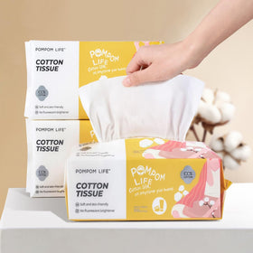 POMPOM LIFE disposable face towel close-up reveals soft cotton texture for gentle cleansing.